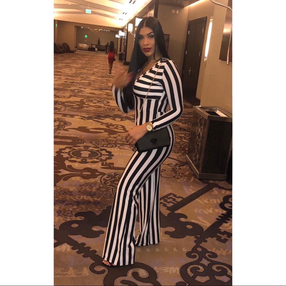 Jumpsuit - Picture 2 of 3